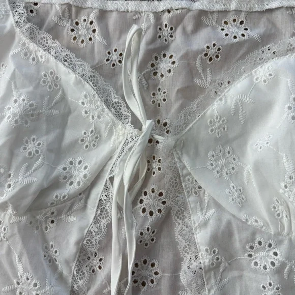 NWT SHEIN Eyelet Top - Picture 2 of 6